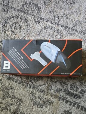 Auto Vacuum Cleaner - White/Black